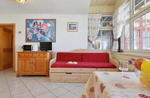 Campitello di Fassa Apartamento | Apartment Villa Placidia Apt 24 by Interhome