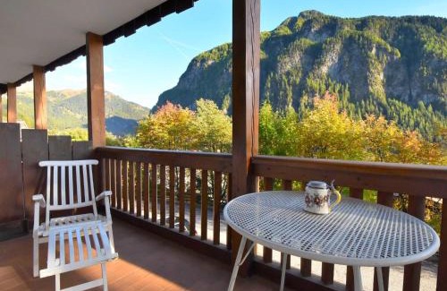 Campitello di Fassa Apartamento | Apartment Villa Bellavista by Interhome