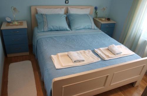 Tinjan Apartamento | Apartment Villa Brig