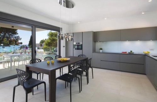 Fazana Apartamento | Apartment Villa Fasana by Interhome
