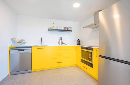 Aigues Apartamento | Apartamento 'Villa Hoy Limón' con vistas a la montaña, Wi-Fi y aire acondicionado