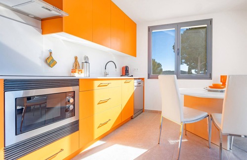 Aigues Apartamento | Apartamento 'Villa Hoy Naranja' con vistas a la montaña, Wi-Fi y aire acondicionado