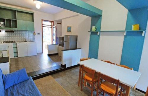 Rosolina Mare Apartamento | Apartment Villa Isotta-1 by Interhome