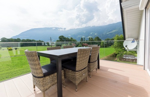 Ossiach Apartamento | Apartamento 'Villa Müller Turmfalke' con vistas al lago, jardín compartido y Wi-Fi