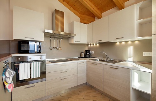 Carano Apartamento | Apartment 'Villa Prafiori Giglio' with Mountain View, Shared Garden, Balcony & Wi-Fi