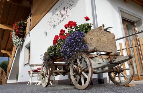 Carano Apartamento | Apartment 'Villa Prafiori Giglio' with Mountain View, Shared Garden, Balcony & Wi-Fi