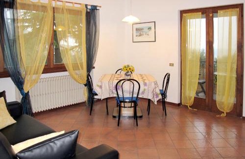 Val di Sogno Apartamento | Apartment Villa Rizzardi-2 by Interhome
