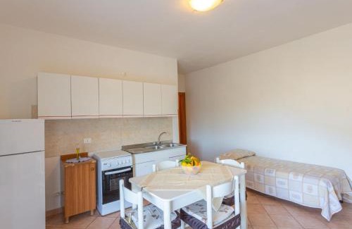 Peschici Apartamento | Apartment Villa Tavaglione-1 by Interhome