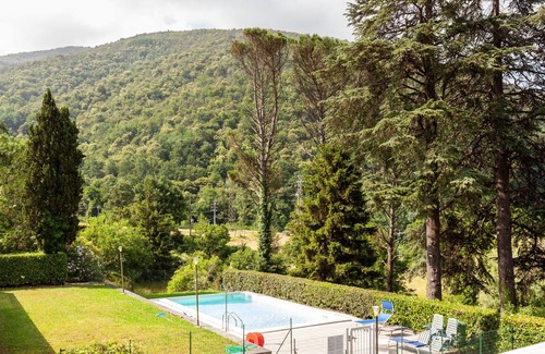 Aulla Apartamento | Apartment "Villa Tiziana Relax" with Shared Pool & Wi-Fi