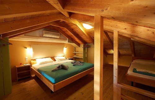 Marathias Apartamento | Apartment Villas Cavo Marathia 4 Apartments by Interhome