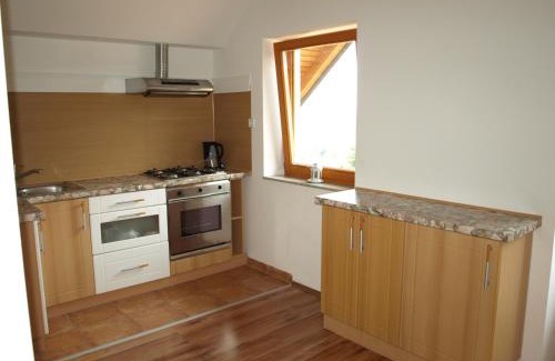 Ptuj Apartamento | Apartment VISOTA
