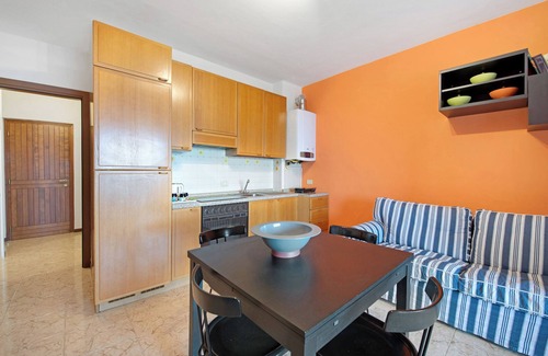 Soiano del Lago Apartamento | Apartamento 'Vista Lago 2' con vistas al lago, piscina compartida y Wi-Fi