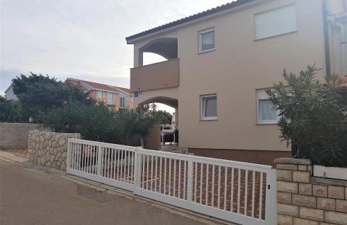 Kolan Apartamento | Apartment Vito
