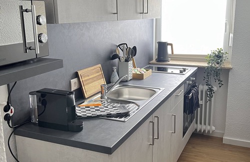 Kaiserslautern Apartamento | Apartment Volkspark mit Balkon - Netflix - Küche