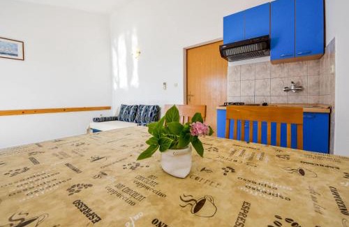 Tribanj Apartamento | Apartment Vukić-1 by Interhome