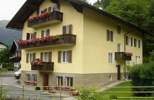 Grosskirchheim Apartamento | Apartment W 2 + room W 3 - Hotel Post holiday home