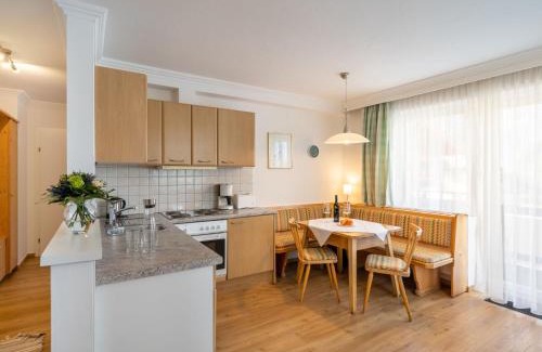 Hollersbach im Pinzgau Apartamento | Apartment Weberbauer-2 by Interhome