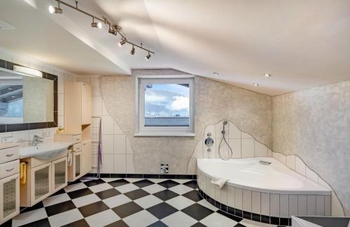 Hollersbach im Pinzgau Apartamento | Apartment Weberbauer-1 by Interhome