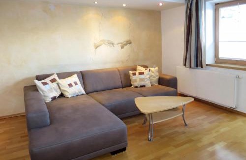 Hollersbach im Pinzgau Apartamento | Apartment Weberbauer-3 by Interhome