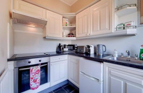 Ealing Apartamento | Apartment w workspace in Ealing