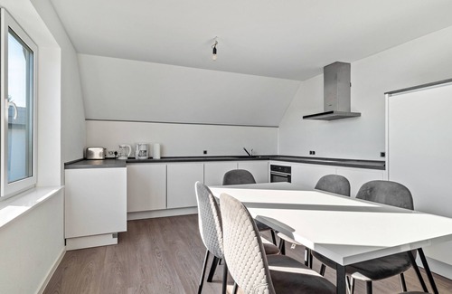 Waldrennach Apartamento | Apartamento 'Waldrennach' con vistas a la montaña y Wi-Fi