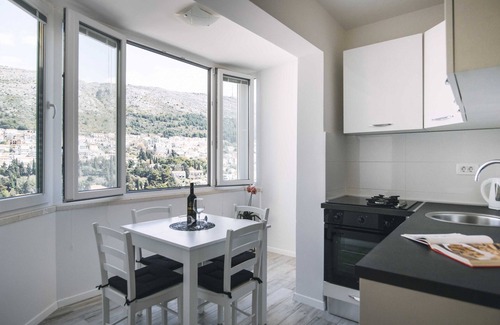 Montovjerna Apartamento | Apartment Wanda