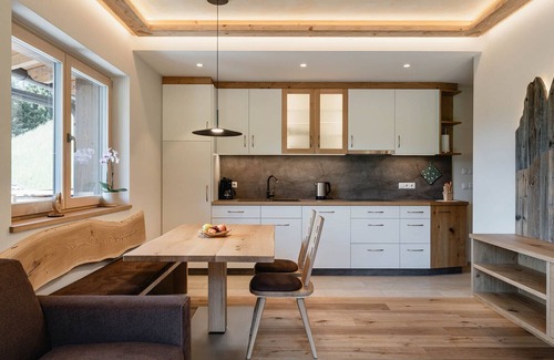 Funes Apartamento | Apartment 'Weissbrunn Dominik' with Mountain View, Shared Terrace and Wi-Fi