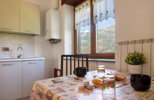Meana-di-Susa Apartamento | Apartamento 'Welcome Home 2 Meana Di Susa' con Vista a la Montaña, Balcón y Wi-Fi