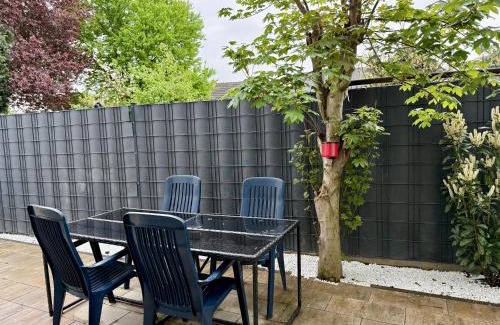 Rhein-Erft-Kreis District Apartamento | Apartment WH11