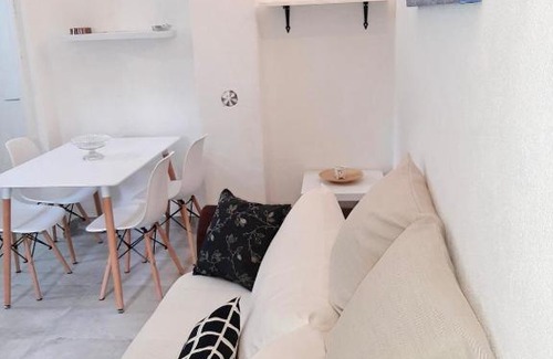 Petrovac Apartamento | Apartment White