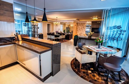 Andorinha Apartamento | Apartment with 3 suites - Meia Praia