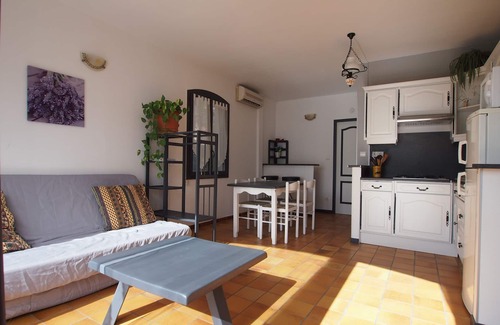 Esparron-de-Verdon Apartamento | APARTAMENTO CON TERRAZA EN EL LAGO D'ESPARRON DE VERDON