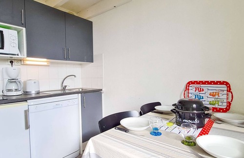La Couarde-sur-Mer Apartamento | Apartment with communal pool and parking