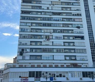Centro de Torremolinos Apartamento | Apartment wies Mar Montaña & Center city