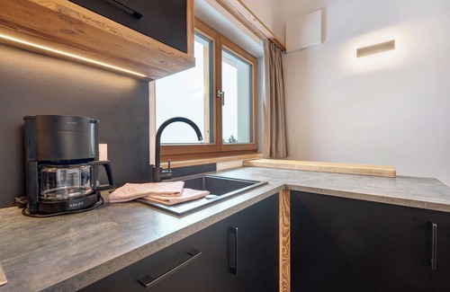 Castelrotto Apartamento | Apartamento 'Wiesenduft' con vistas a la montaña, terraza privada y Wi-Fi