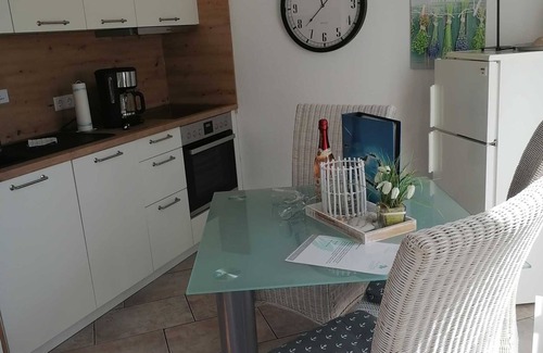 Schoenhagen Apartamento | Apartamento Wild Rose - Apartamento Wild Rose