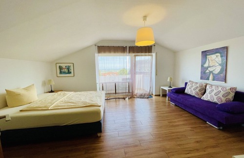 Leonberg Apartamento | Alquiler-Estándar-Baño privado-Balcón