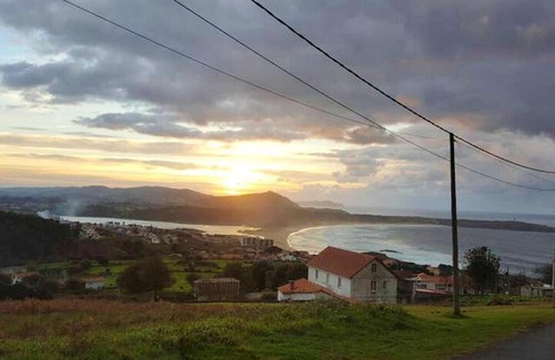 Valdovino Apartamento | Apartment With 2 Bedrooms in Valdoviño With Terrace and Wifi