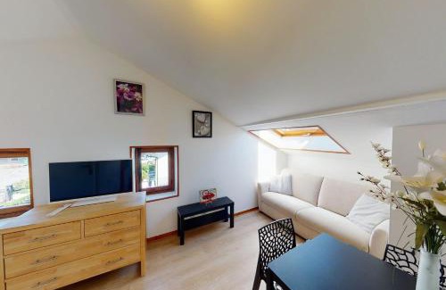 Annecy-le-Vieux Apartamento | Apartment with 2 bedrooms for 4 people in Annecy-le-Vieux