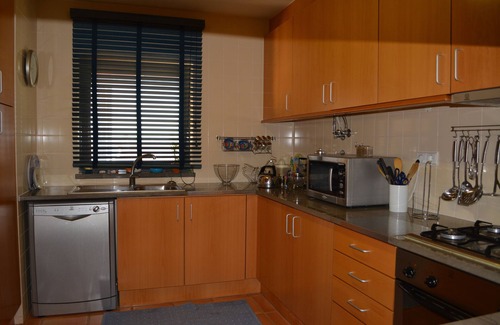 Telheiro Apartamento | APARTMENT WITH 2 BEDROOMS, 2 BATHROOMS, WIFI, SWIMMING POOL AND 2 TENNIS COURT