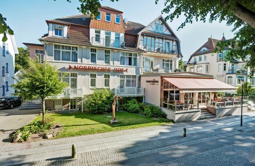 Ostseebad Kuhlungsborn Apartamento | Apartamento con un balcón y una pequeña cocina (3 personas) - Playa del hotel Nordischer Hof