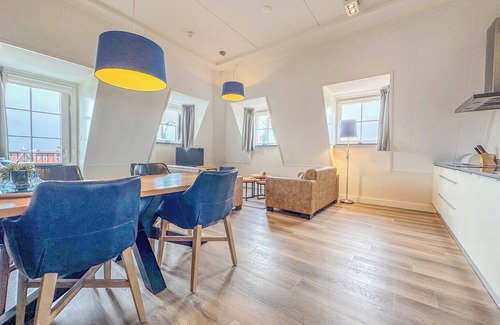 Colijnsplaat Apartamento | apartment with a Finnish sauna with a sea view
