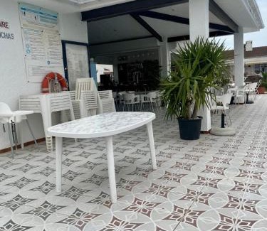 Riumar Apartamento | Apartment with a pool near the beach