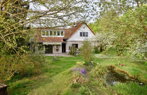 Erkner Apartamento | Apartment with a view of the garden. 5 minutes to the lake and the S-Bahn