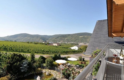 Brauneberg Apartamento | Apartment with balcony or terrace Rate 1 night - Weingut Gehlen-Cornelius