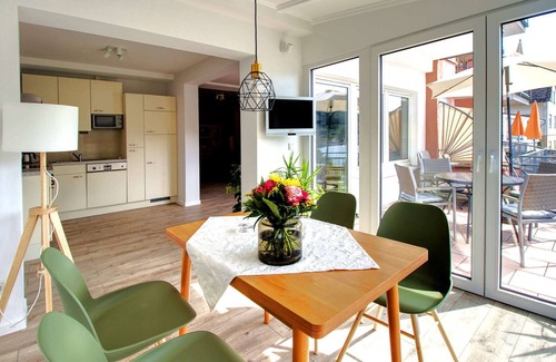 Bullay Casa | Apartment with balcony directly on the banks and with a view of the Moselle
