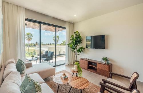Punta Cana Apartamento | Apartment with balcony and pool view in Cap Cana