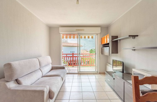 Hendaye Apartamento | Apartment with balcony and parking
