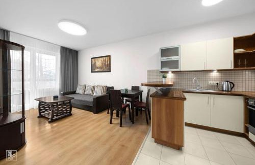 Kaunas Apartamento | Apartment with cozy balcony by URBAN RENT