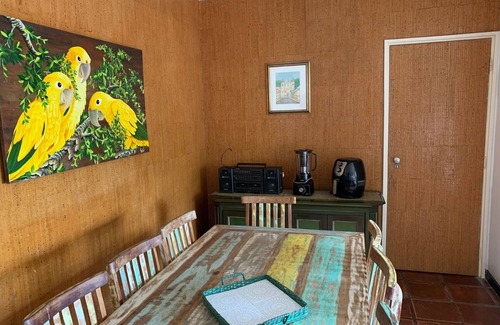 Vila Julia Apartamento | Apartamento con excelente ubicación a 200 m de la playa.